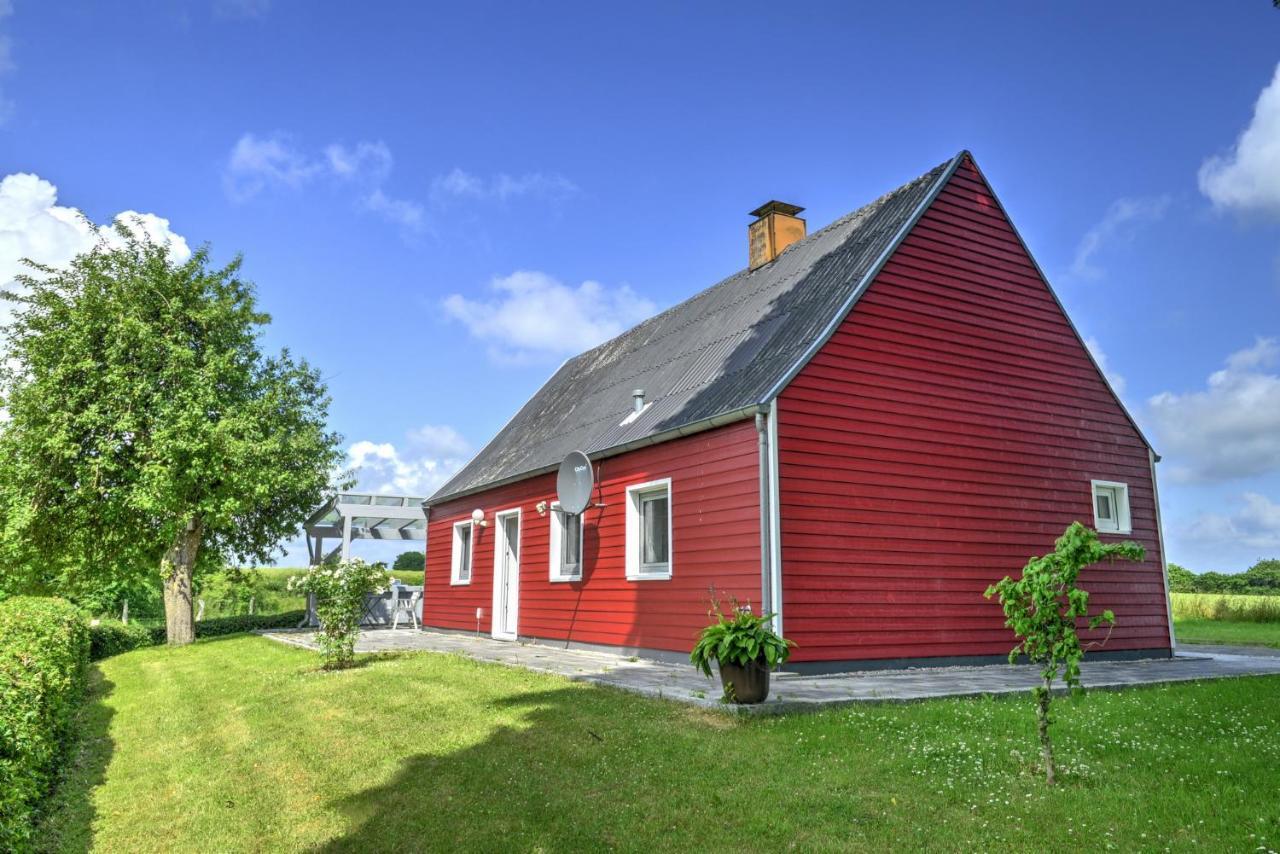 Fewo1846 - Rotes Haus - Idyllisch Gelegenes Haus Mit 2 Schlafzimmern Und Grossem Grundstueck Husby  Exterior photo