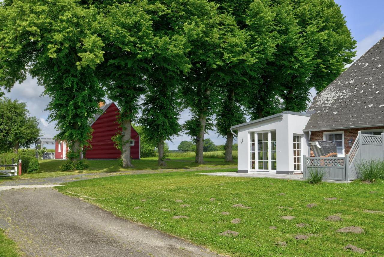 Fewo1846 - Rotes Haus - Idyllisch Gelegenes Haus Mit 2 Schlafzimmern Und Grossem Grundstueck Husby  Exterior photo